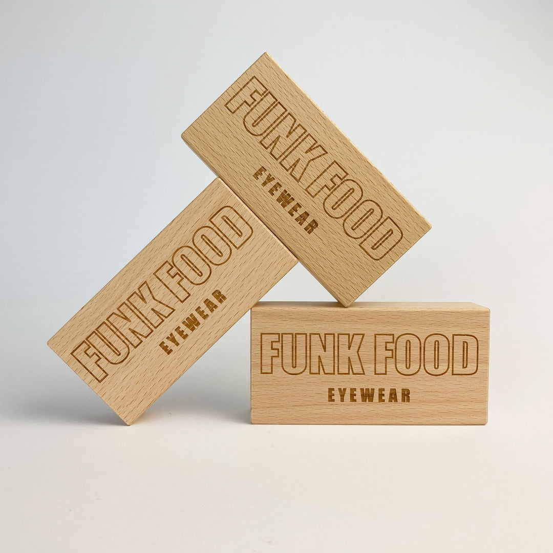 FUNK Food eyewear - Buchenholz-Klotz